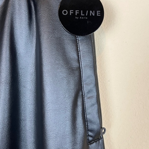 NWT Offline by Aerie Real Luxe Faux Leather Wide Leg Black Pants; Size S - Picture 2 of 8
